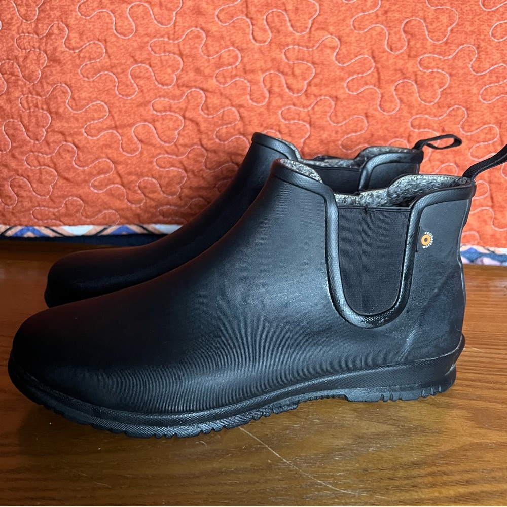 Bogs Sweatpea Chelsea Winter Boots